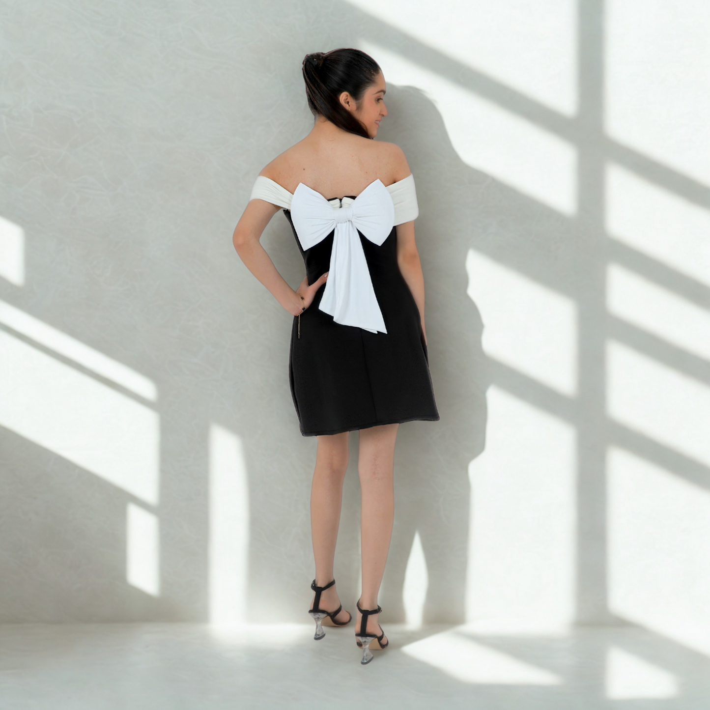 Chic bow padded dress