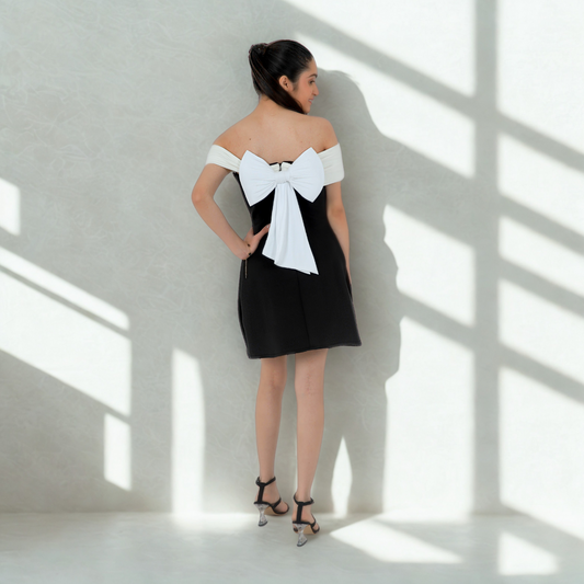 Chic bow padded dress